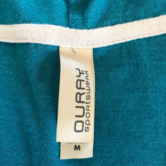 SALE 2/$40 Brown University slightly fitted - Picture 4 of 6